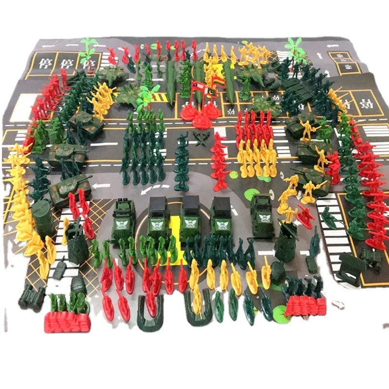 Board Game Risk - 307 Piece Plastic Toy Soldier Playset