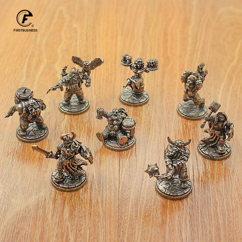 Vintage White Brass Miniature  - Board Game Design recension och pris