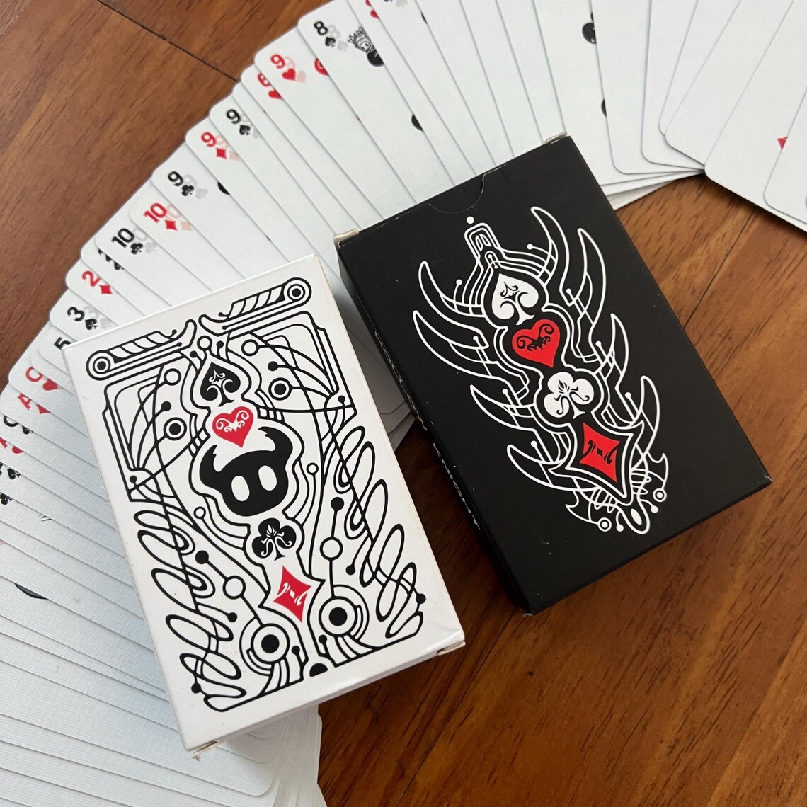Hollow Knight Standard Poker C - Board Game Movie recension och pris